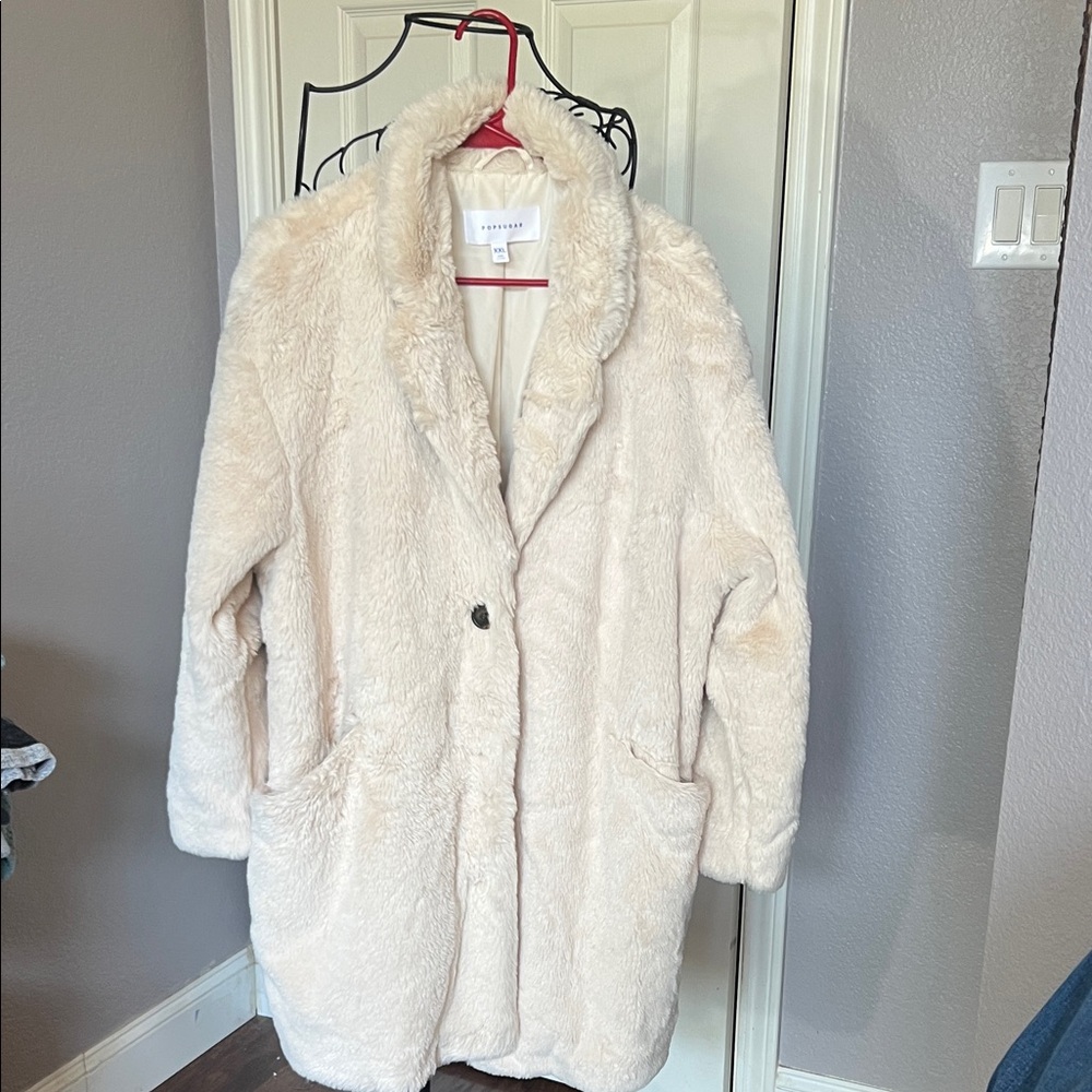 POPSUGAR Plush Teddy Jacket in Cream